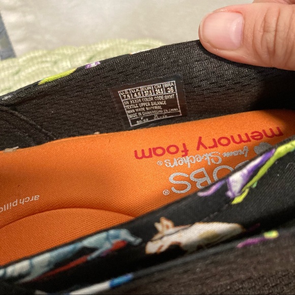 NWOT  Bobs for the Dogs Skechers slip ons skateboarding dog pattern - Picture 7 of 10